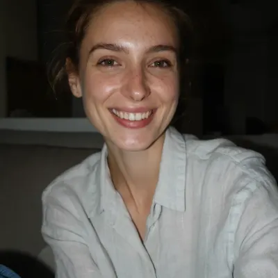 Мака, 33